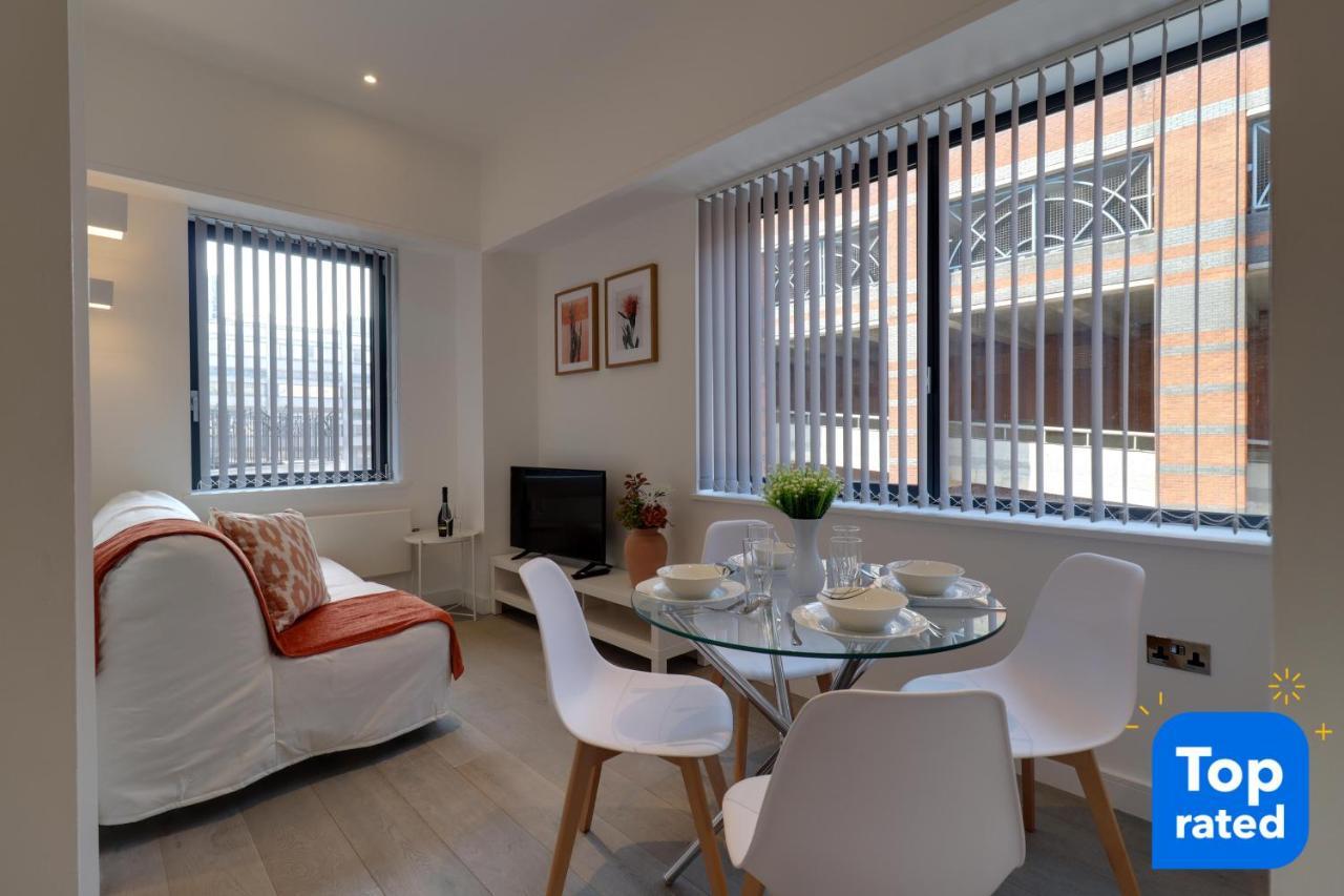 La Casa Suites 斯劳 外观 照片